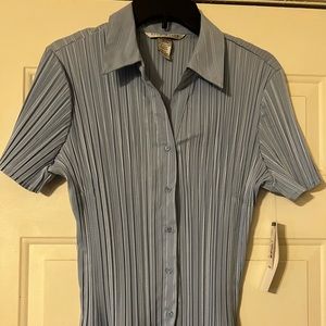 NWT Women’s Short Sleeve Blouse